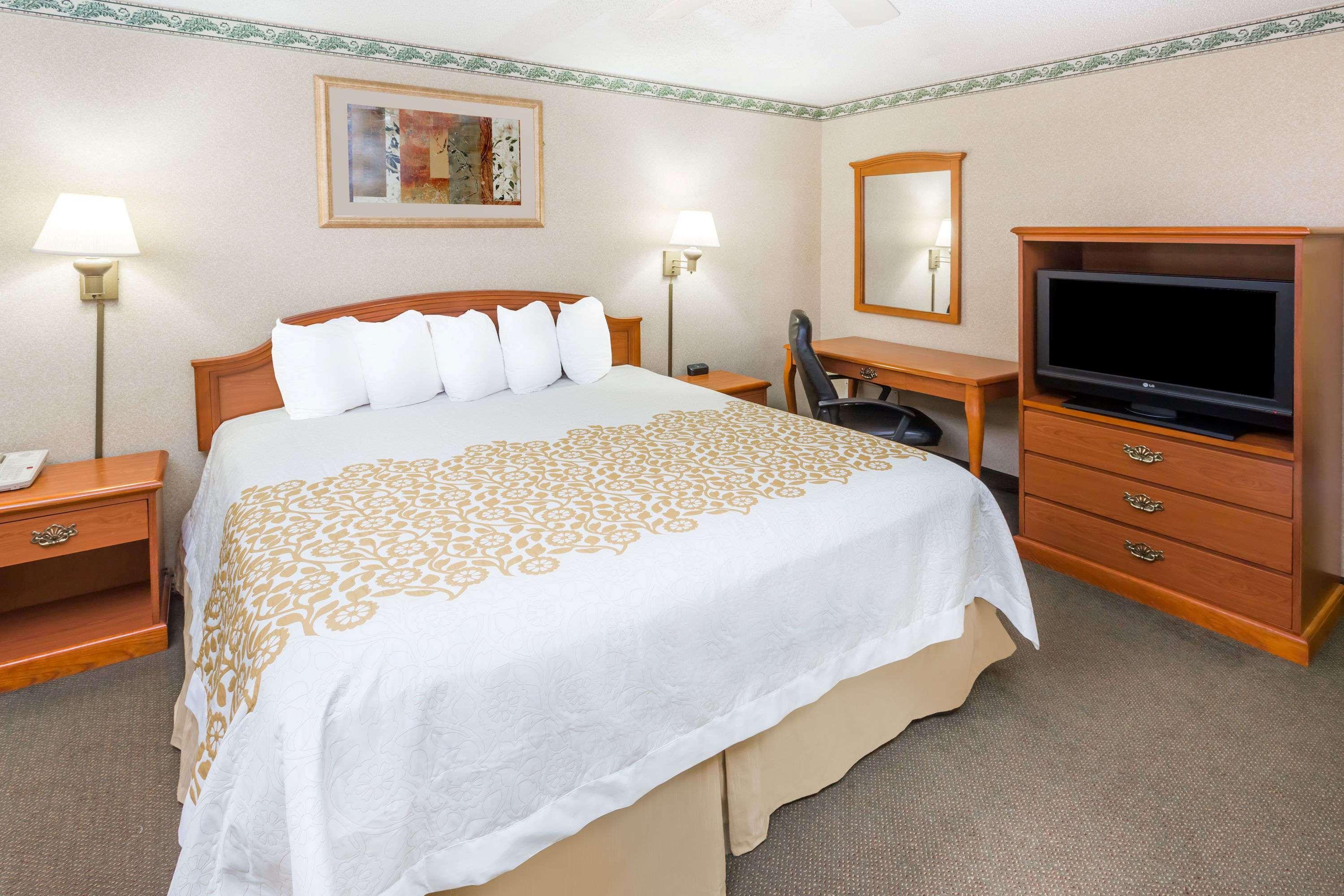 Hotel Days By Wyndham Batesville
